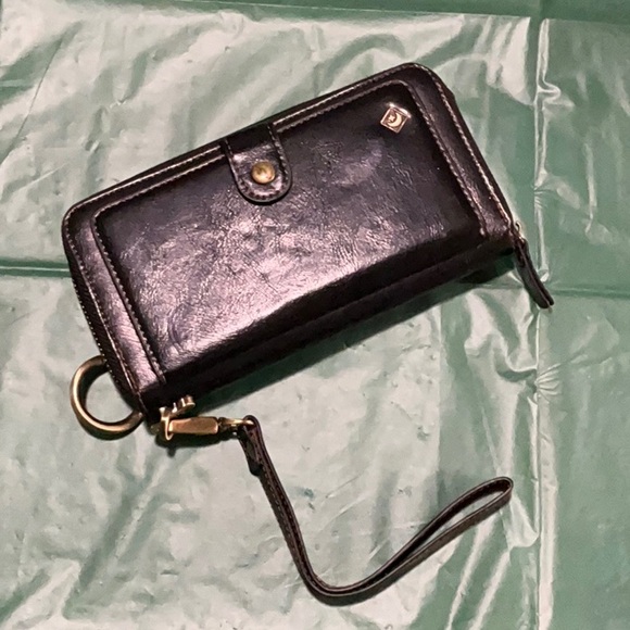 Clutch/ wristlet phone wallet - Picture 2 of 10